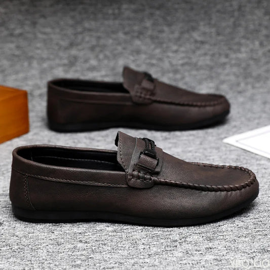 Simple comfortable new spring summer soft soled lightweight men's fashionable versatile men's thick soled breathable men's shoesDescription report